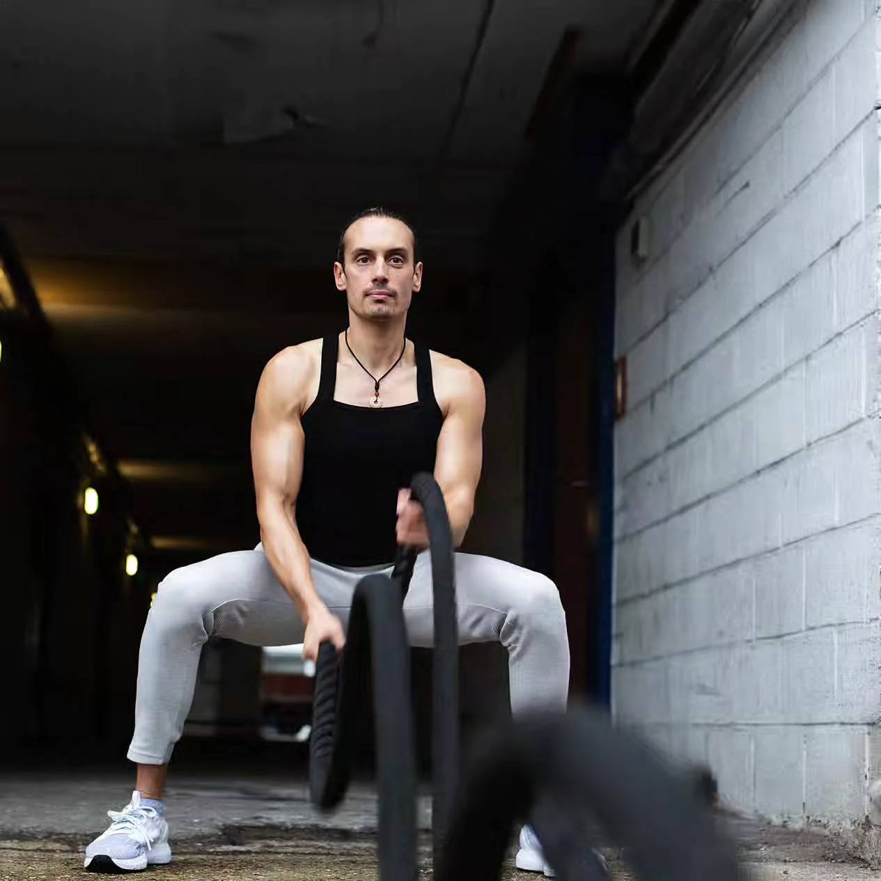Damo doing battle ropes