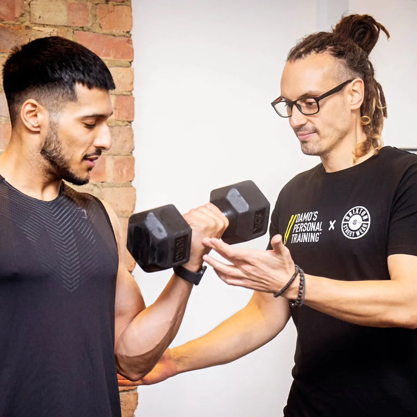 Damo and Tabrez bicep curl